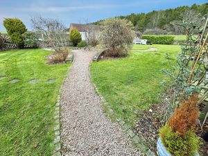 Photo 7- click for photo gallery